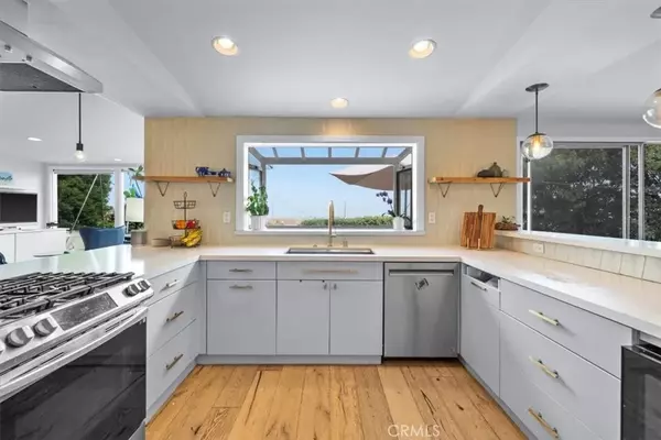 Rancho Palos Verdes, CA 90275,5747 Wildbriar Drive