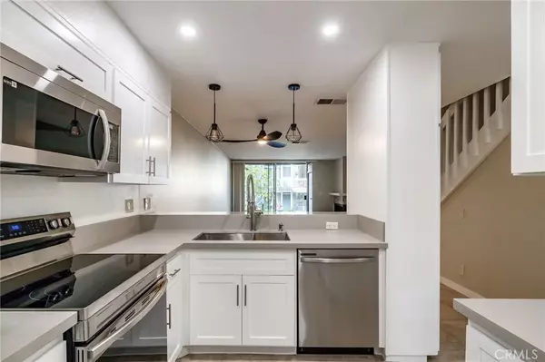 Wilmington, CA 90744,25593 Pine Creek Lane