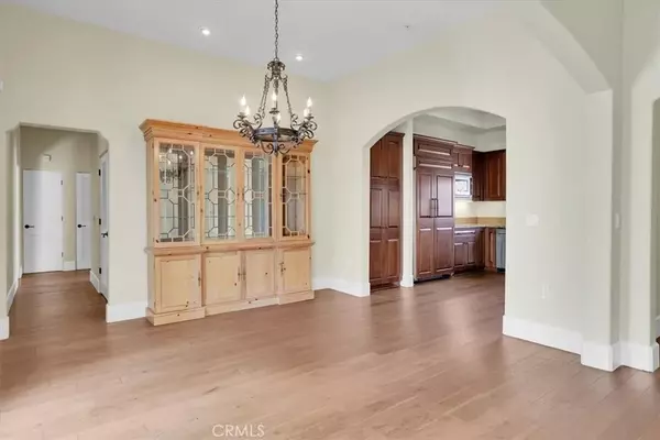 Rolling Hills Estates, CA 90274,989 Silver Spur Road