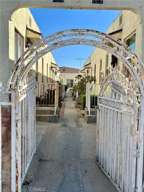 Wilmington, CA 90744,1526 Bay View Avenue