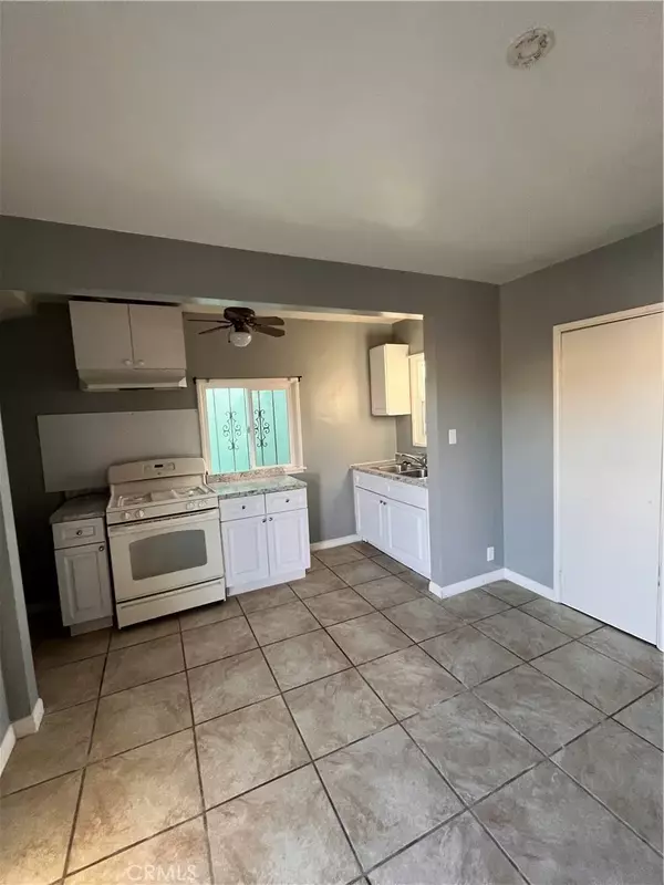 Wilmington, CA 90744,1011 N Wilmington Boulevard