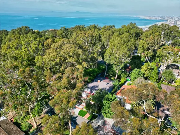 Palos Verdes Estates, CA 90274,2509 Via Anita