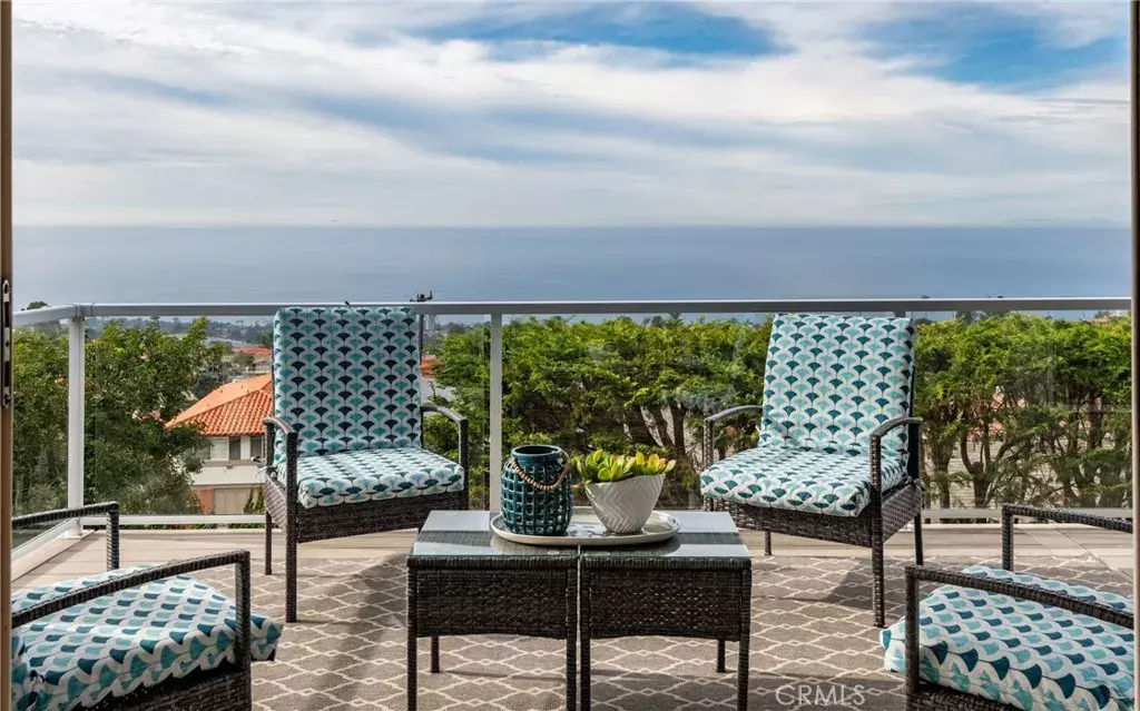 Rancho Palos Verdes, CA 90275,6762 Birchman Drive