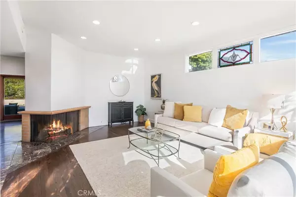 Rancho Palos Verdes, CA 90275,4037 Exultant Drive