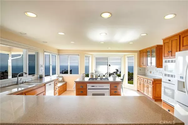Rancho Palos Verdes, CA 90275,7300 Via Marie Celeste