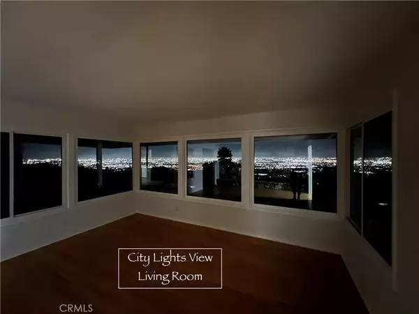 Rancho Palos Verdes, CA 90275,15 Mustang Road