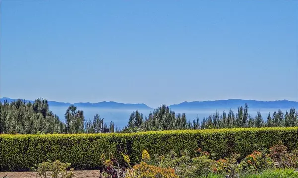 Rancho Palos Verdes, CA 90275,3242 Parkhurst Drive