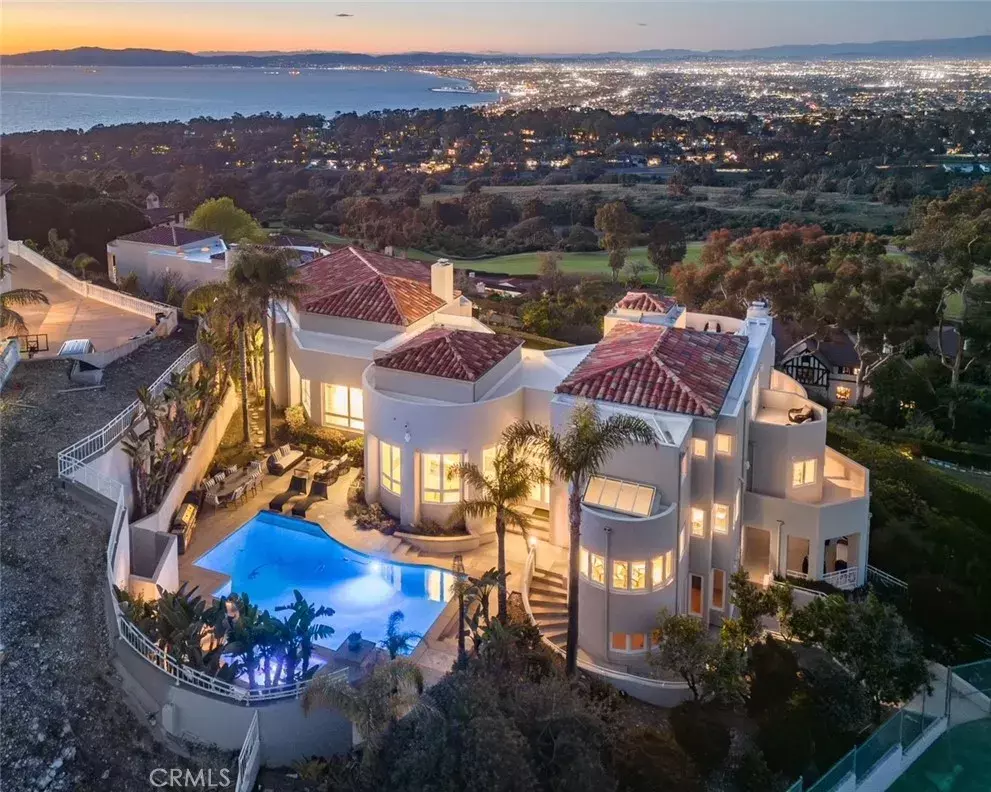 Palos Verdes Estates, CA 90274,702 Via La Cuesta