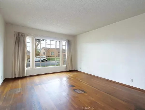 Lakewood, CA 90712,2713 Harvey Way