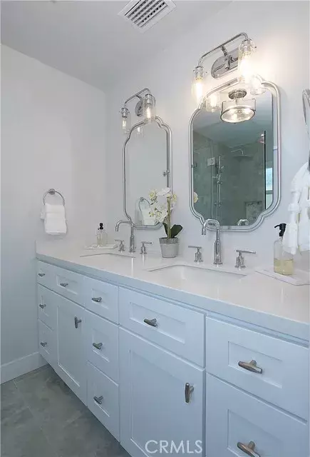 Rancho Palos Verdes, CA 90275,27509 Larchbluff Drive