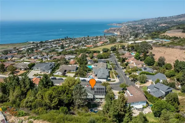 Rancho Palos Verdes, CA 90275,32210 Phantom Drive