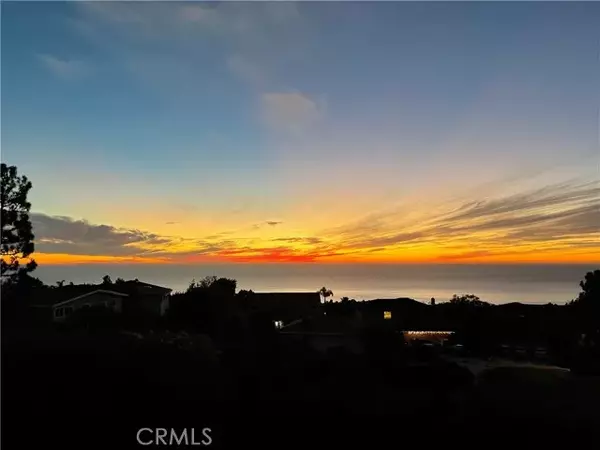 Rancho Palos Verdes, CA 90275,28737 Doverridge Drive