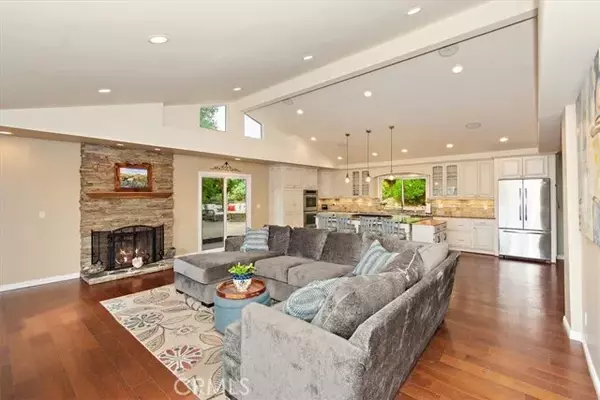 Rancho Palos Verdes, CA 90275,5701 Whitecliff Drive