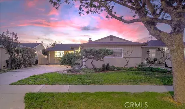 Torrance, CA 90504,16321 Spinning Avenue