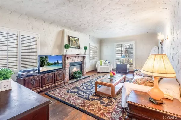 Manhattan Beach, CA 90266,228 17th Street