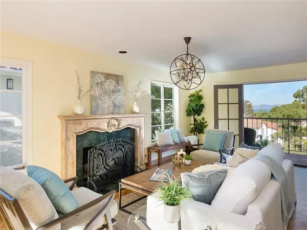 Palos Verdes Estates, CA 90274,2512 Via Pinale