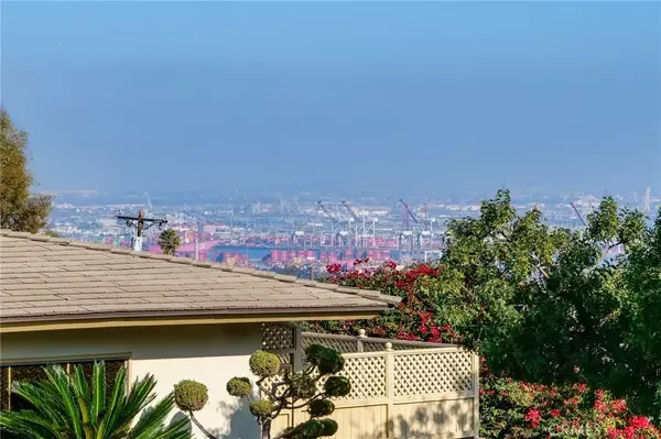 Rancho Palos Verdes, CA 90275,2070 Noble View Drive