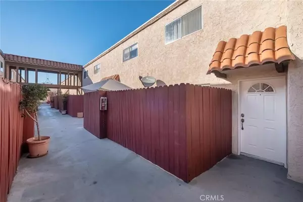 719 N Eucalyptus Avenue #3C, Inglewood, CA 90302