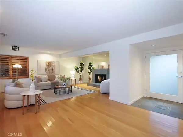 Palos Verdes Estates, CA 90274,2409 Via Sonoma