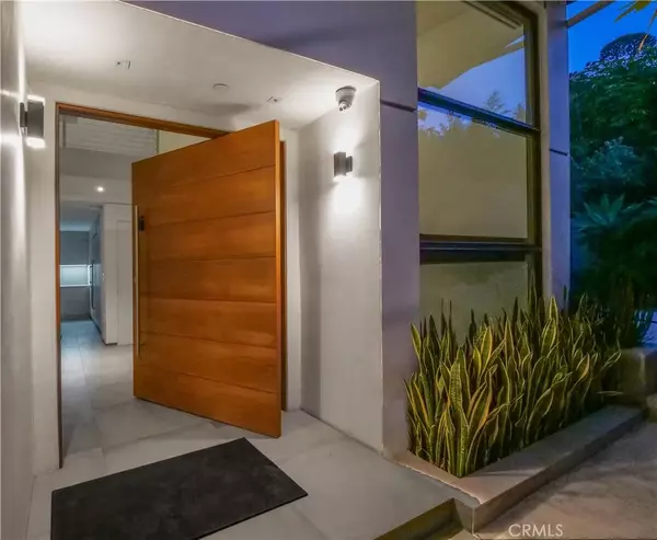 Palos Verdes Estates, CA 90274,709 Via Somonte