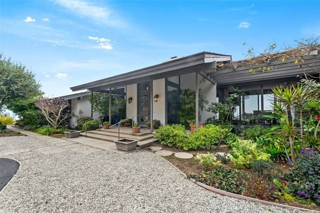 Rolling Hills, CA 90274,20 Cinchring Road