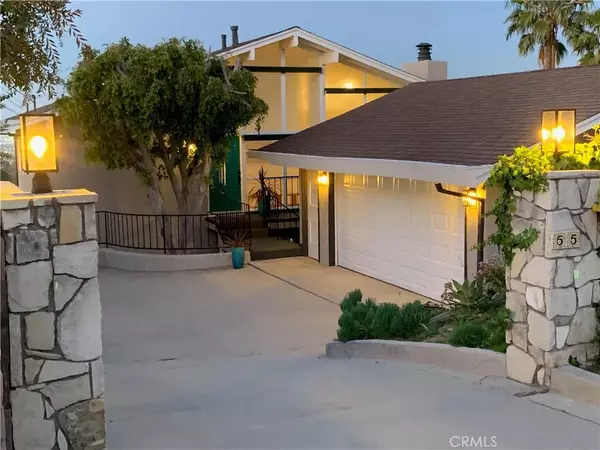 55 Cayuse Lane, Rancho Palos Verdes, CA 90275