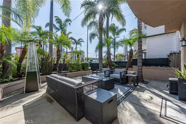 Huntington Beach, CA 92648,905 California Street