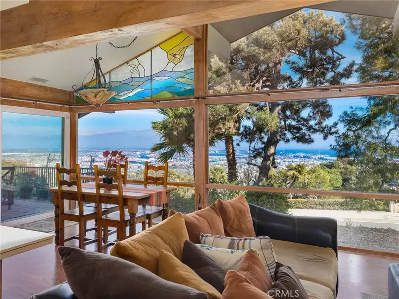 29897 Knoll View Drive, Rancho Palos Verdes, CA 90275