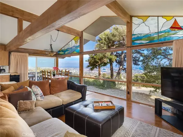 Rancho Palos Verdes, CA 90275,29897 Knoll View Drive