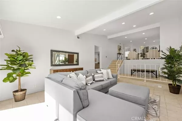 Rancho Palos Verdes, CA 90275,28307 Ridgefalls Court