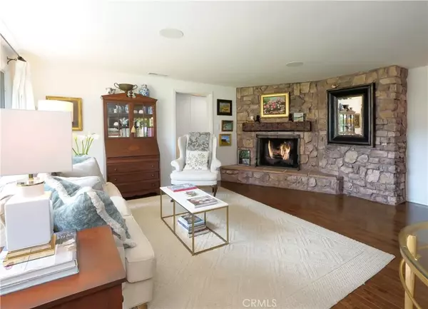 Palos Verdes Estates, CA 90274,1105 Via Coronel