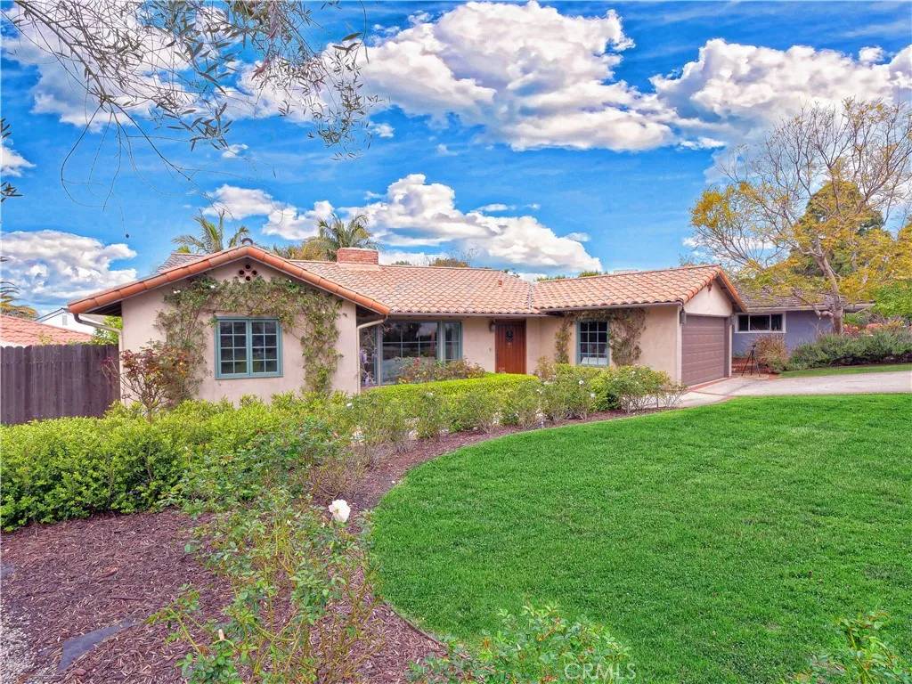 Palos Verdes Estates, CA 90274,1105 Via Coronel