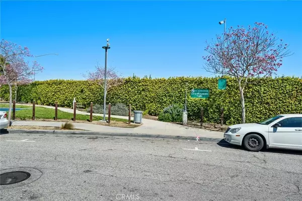 Hawthorne, CA 90250,3830 W 118th Street