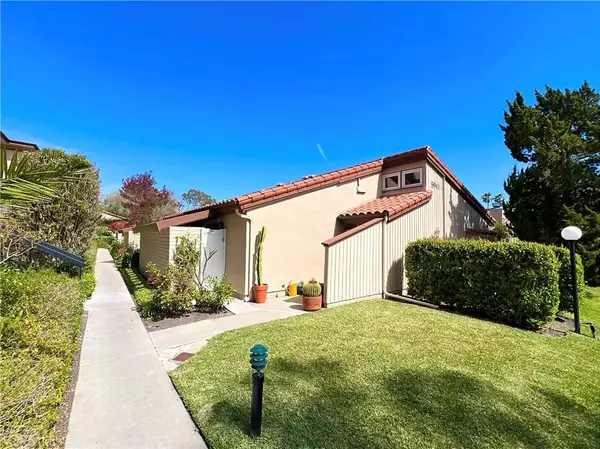 Rancho Palos Verdes, CA 90275,5941 Armaga Spring Road #B