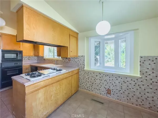 Rancho Palos Verdes, CA 90275,5337 Waupaca Road