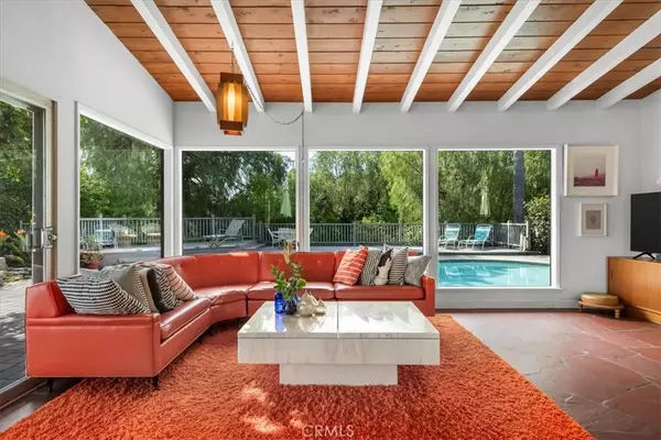 Rancho Palos Verdes, CA 90275,12 Saddle Road