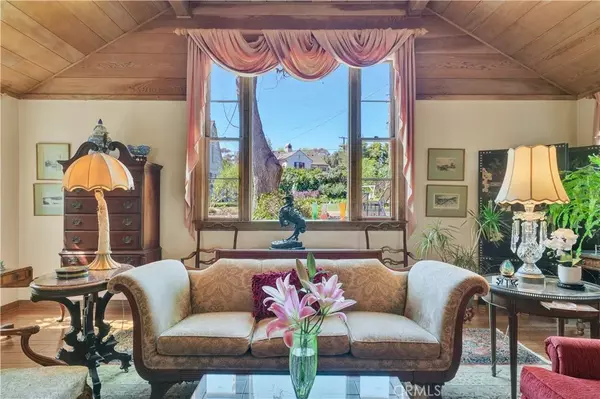 Palos Verdes Estates, CA 90274,4116 Via Solano