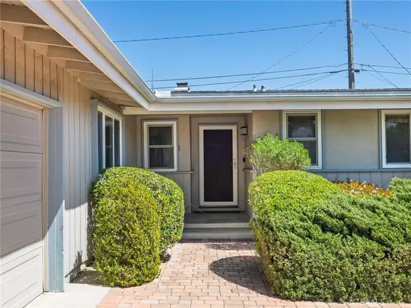 Rancho Palos Verdes, CA 90275,27012 Freeport Road