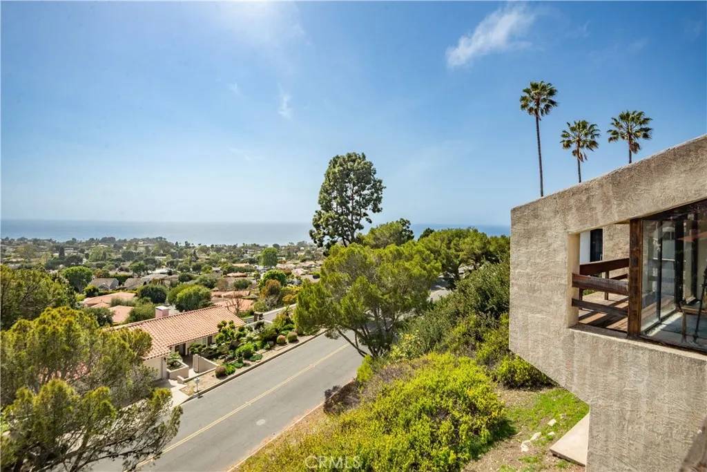 2329 Via Olivera, Palos Verdes Estates, CA 90274