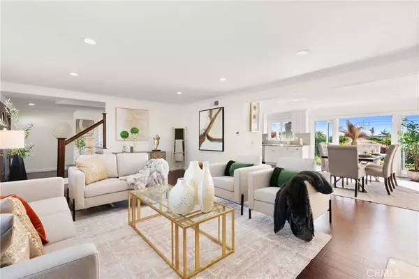 Rancho Palos Verdes, CA 90275,5722 Sunmist Drive