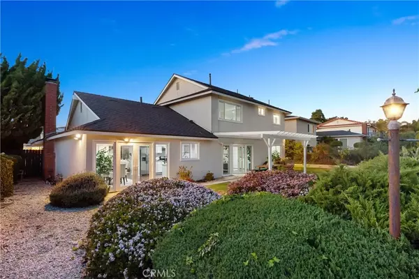 Rancho Palos Verdes, CA 90275,5722 Sunmist Drive