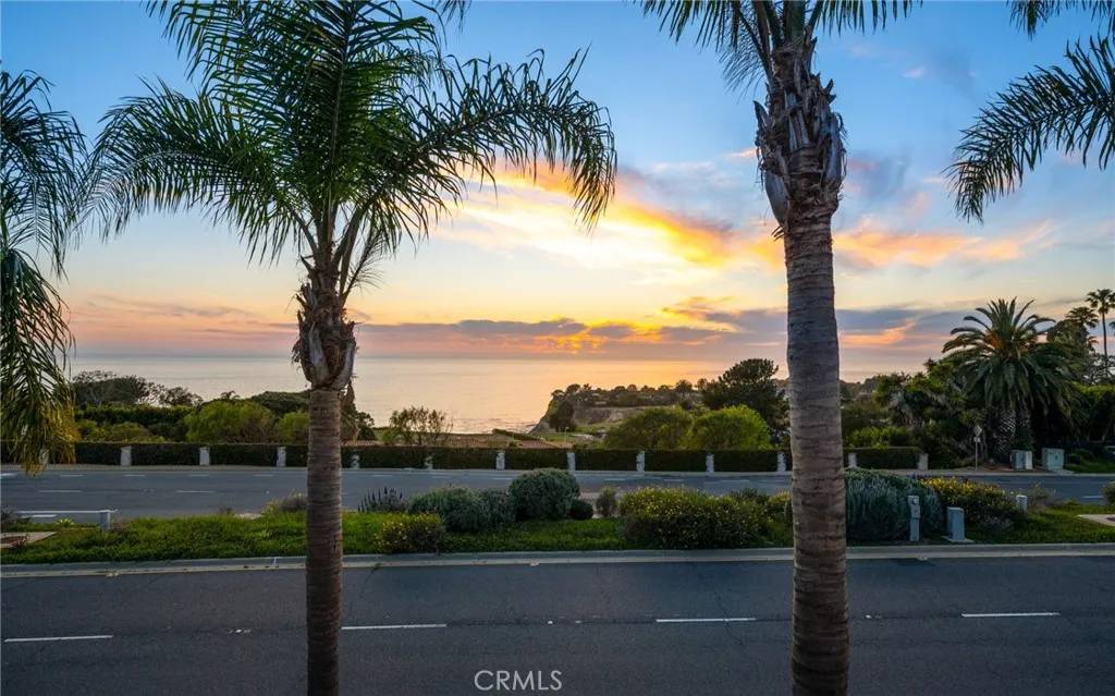 Rancho Palos Verdes, CA 90275,7460 Alida Place