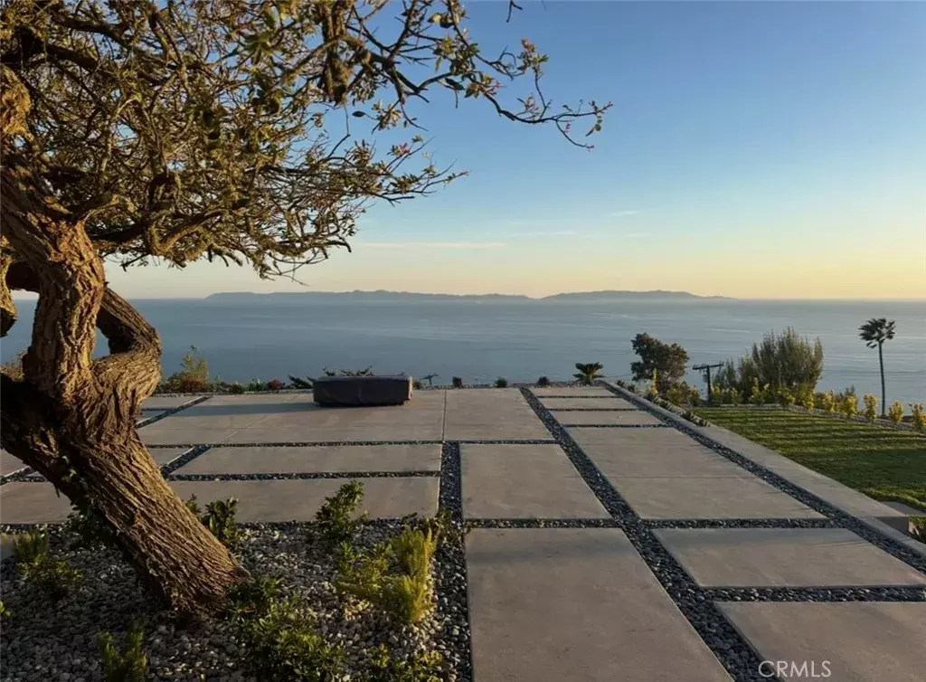 Rancho Palos Verdes, CA 90275,30414 Ganado Drive