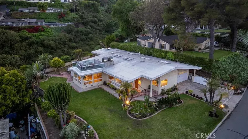 94 Rockinghorse Road, Rancho Palos Verdes, CA 90275