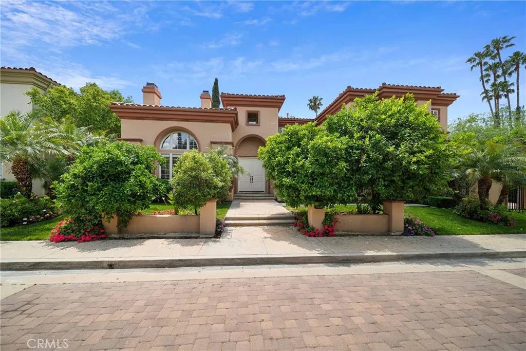 Encino, CA 91436,15850 Seville Lane