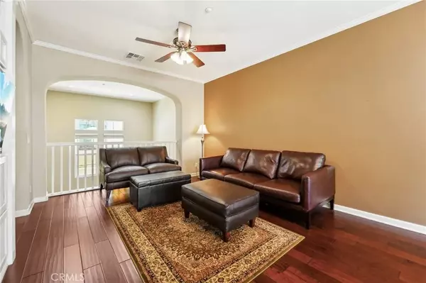 Corona, CA 92883,4437 Owens Street #104