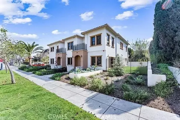 Long Beach, CA 90803,51 Kennebec Avenue