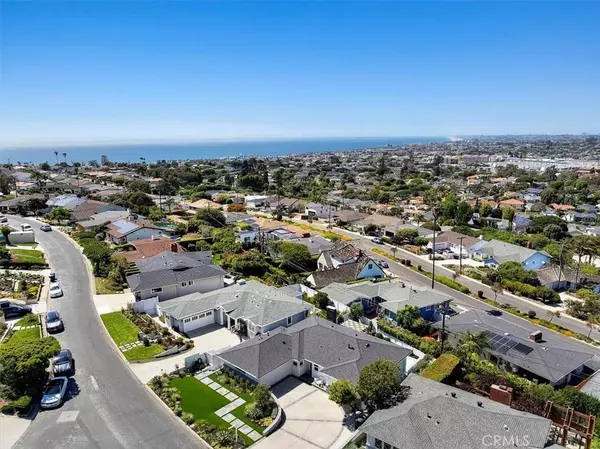 237 Via Los Miradores, Redondo Beach, CA 90277