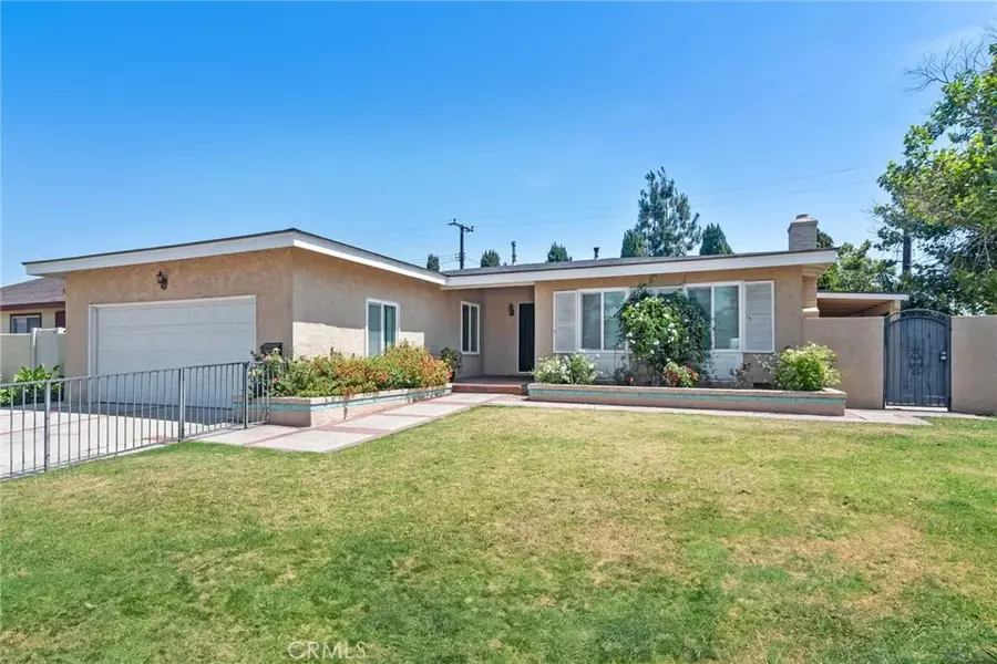 1702 Albion Avenue, Santa Ana, CA 92705