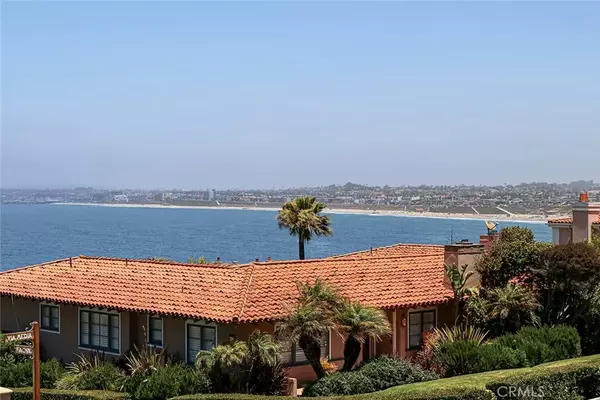 Palos Verdes Estates, CA 90274,556 Via Media